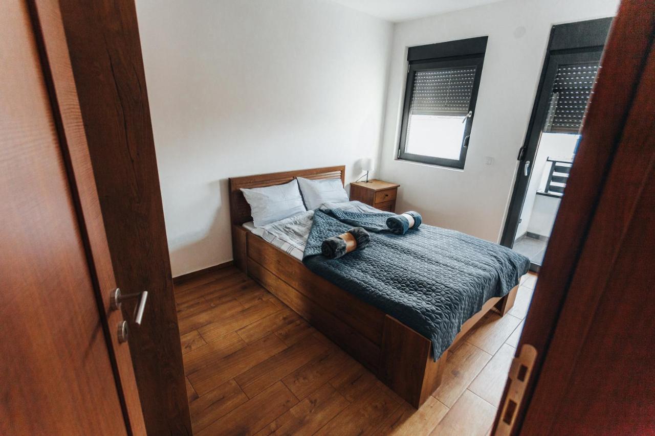 Backspace Apartments Vrsac Luaran gambar