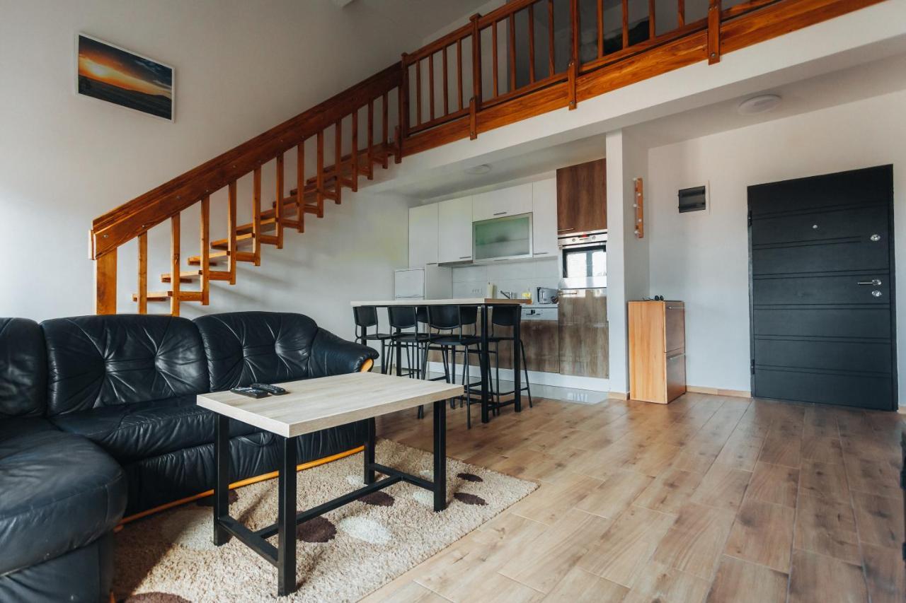Backspace Apartments Vrsac Luaran gambar